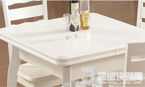 喜歡白色餐桌 但椅子該如何搭配？