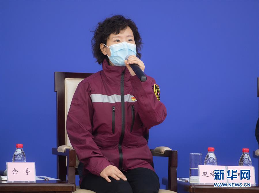 （聚焦疫情防控·圖文互動）（5）分秒必爭！一切為了治病救人——中國抗疫生命至上的生動實踐