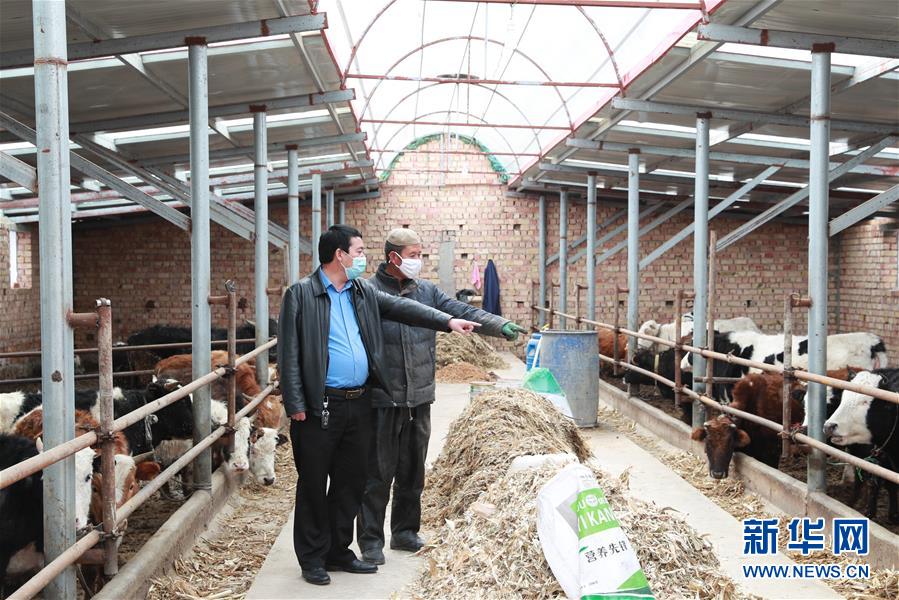 （新華全媒頭條·迎接兩會(huì)特別報(bào)道·圖文互動(dòng)）（5）不同尋常的兩會(huì) 萬(wàn)眾一心的力量——寫在2020年全國(guó)兩會(huì)召開之際