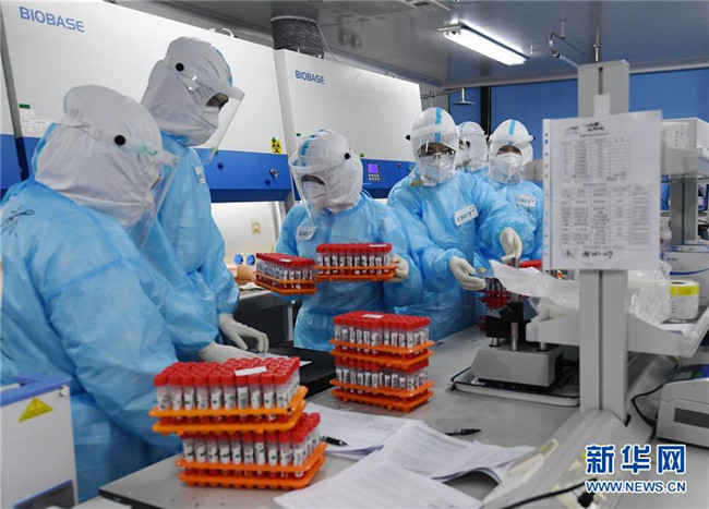 （新華全媒頭條·圖文互動）（8）首都再戰(zhàn)“疫”，難忘40天——寫在北京應(yīng)急響應(yīng)級別降級之際 