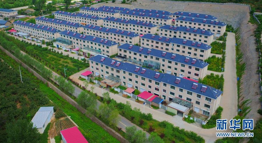 （新華全媒頭條·走向我們的小康生活·圖文互動）（12）長城腳下，小康村串成“珍珠鏈”