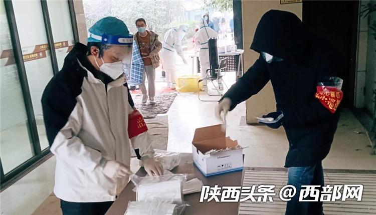 正在上傳... f5057ec9d1c114548d482dc4f5884b5e.jpg